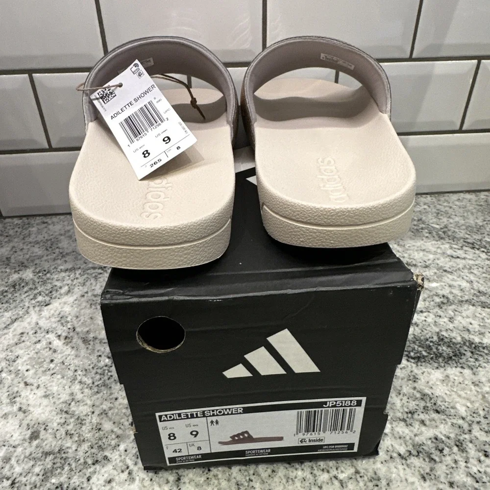 Woman's Sandals adidas Adilette Shower Slide Sandal 9 New Sportswear Cloudfoam‎